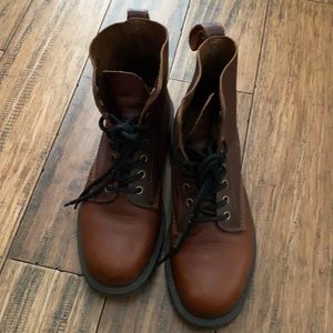 Dr. Marten 1460 Pascal Harvest Size 9